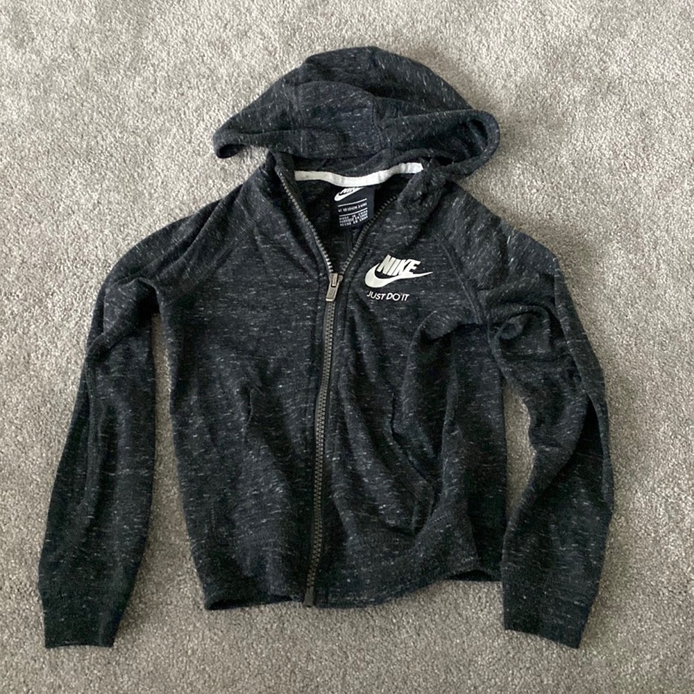 Nike zipper sweatshirt 4T 2 for 10$